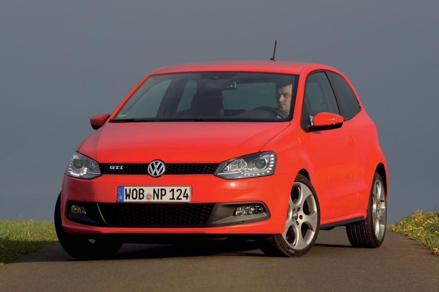  Volkswagen Polo GTi 2010 года  (фото 11 из 19)